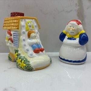 Vintage Old Lady That Lived in a Shoe Salt and Pepper Shakers